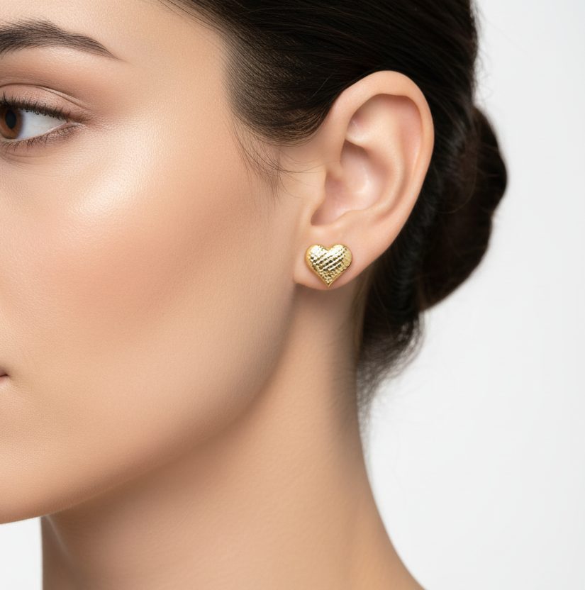 Orecchini a cuore lavorazione diamantata in oro giallo 18KT (750) – Made in Italy