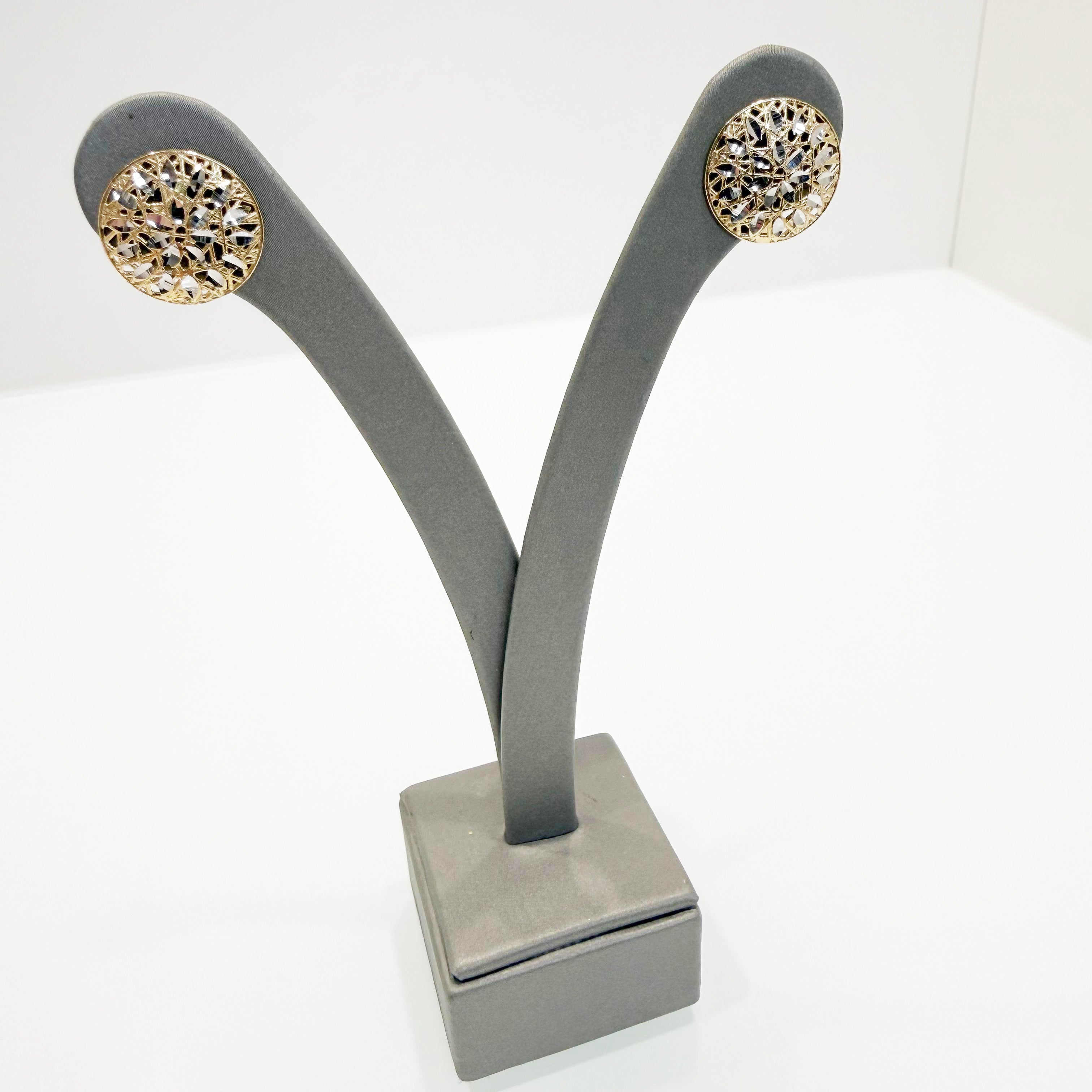 Orecchini a lobo tondi traforati in oro giallo 18KT (750) – Made in Italy