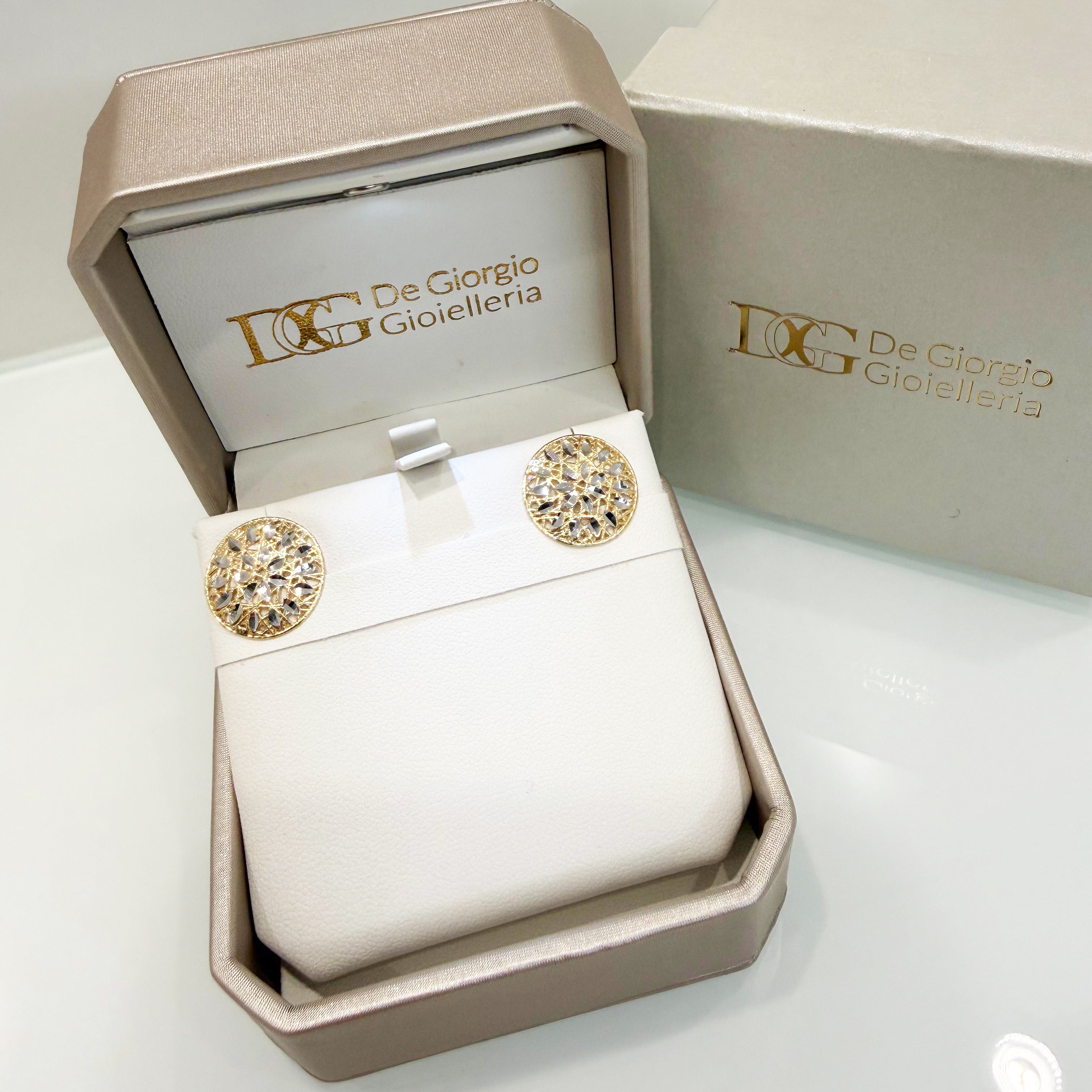 Orecchini a lobo tondi traforati in oro giallo 18KT (750) – Made in Italy