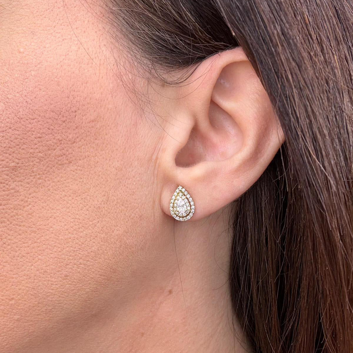 Orecchini a goccia con zirconi in oro giallo 18KT (750) – Made in Italy