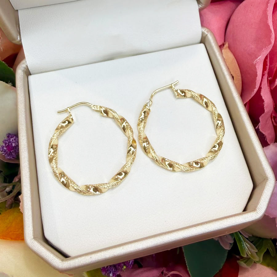 Orecchini a Cerchio Intrecciati in Oro Giallo 18 KT