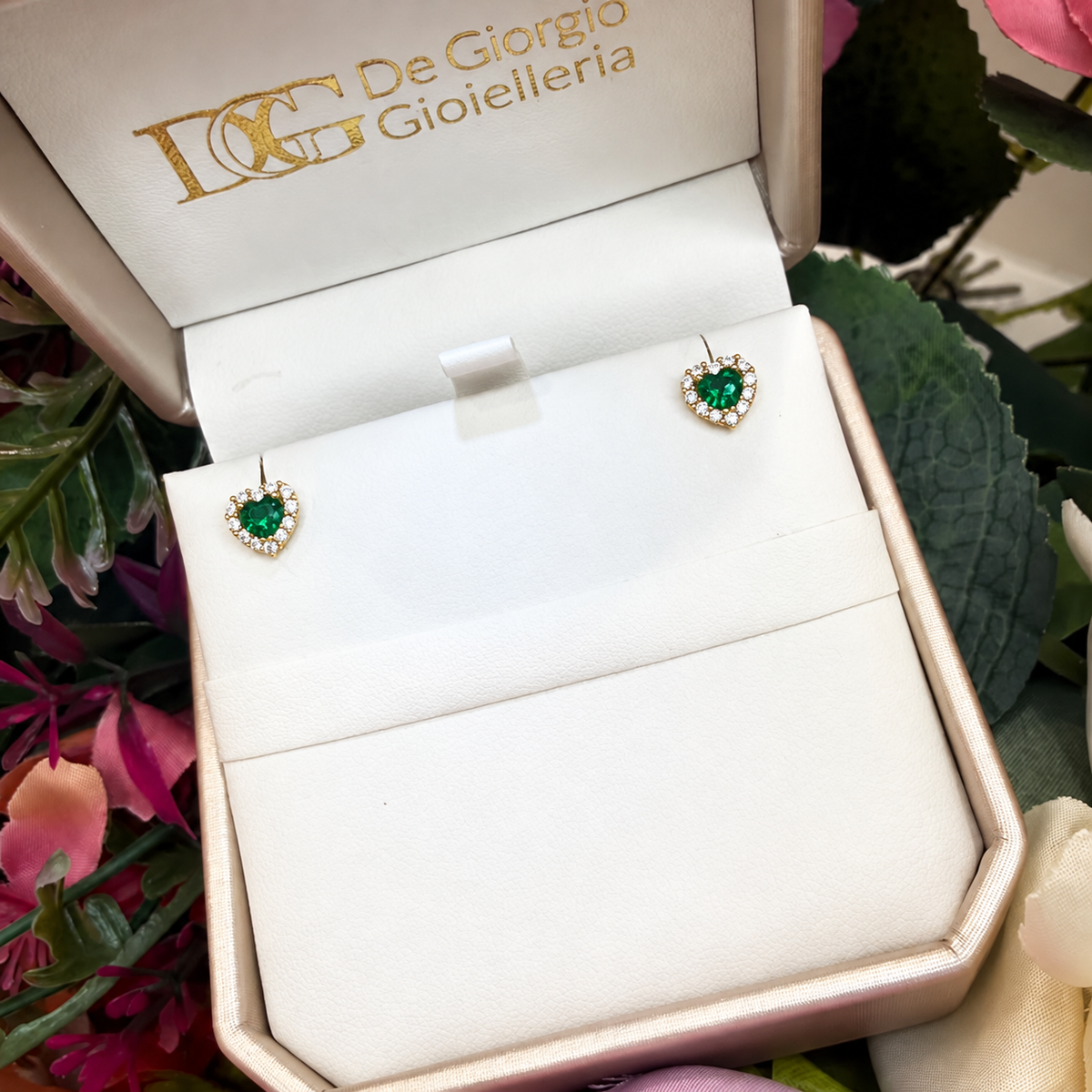ORECCHINI CUORE CON ZIRCONI VERDI E BIANCHI IN ORO 18 KT