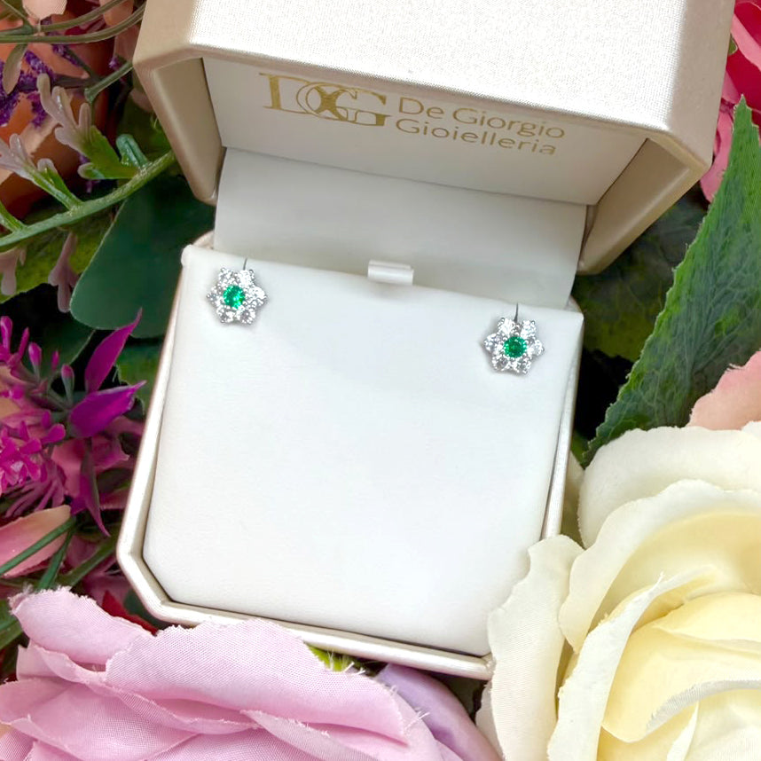 ORECCHINI FIORE CON PIETRA VERDE E ZIRCONI IN ORO BIANCO 18 KT (750)