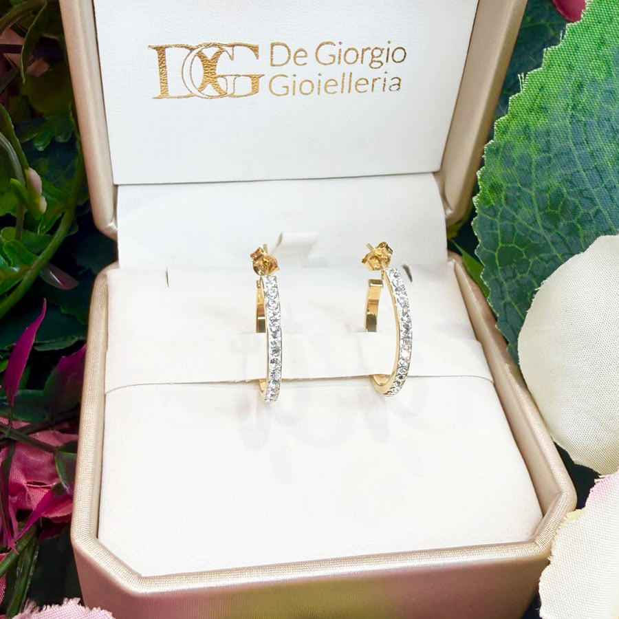 ORECCHINI A CERCHIO CON ZIRCONI IN ORO GIALLO 18 KT (750)