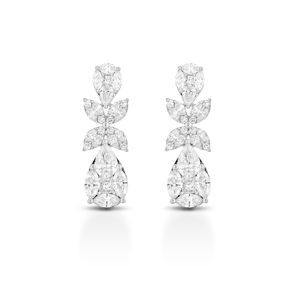 ORECCHINI IN ORO BIANCO 18KT CON BAGUETTE E DIAMANTI