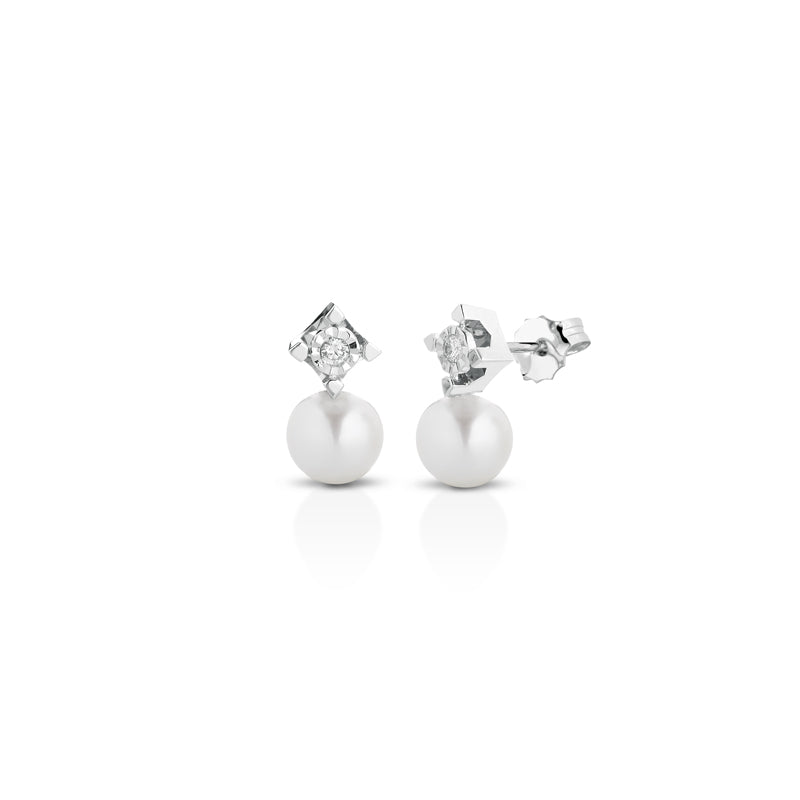 ORECCHINI IN ORO BIANCO 18KT CON DIAMANTI E PERLE