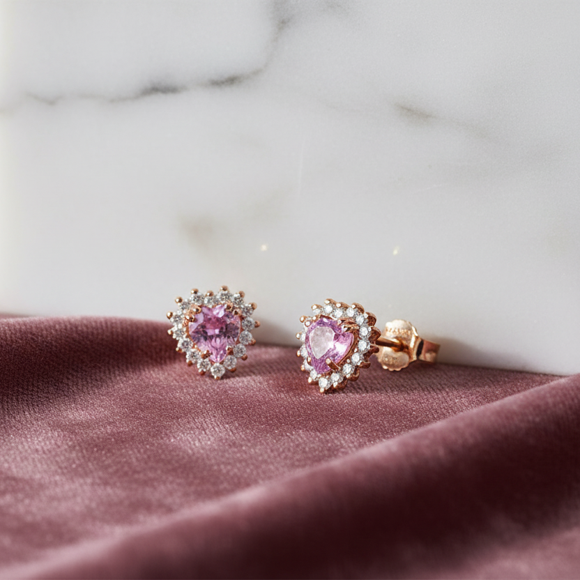 ORECCHINI CUORE IN ORO ROSA 18KT CON DIAMANTI E ZAFFIRI ROSA