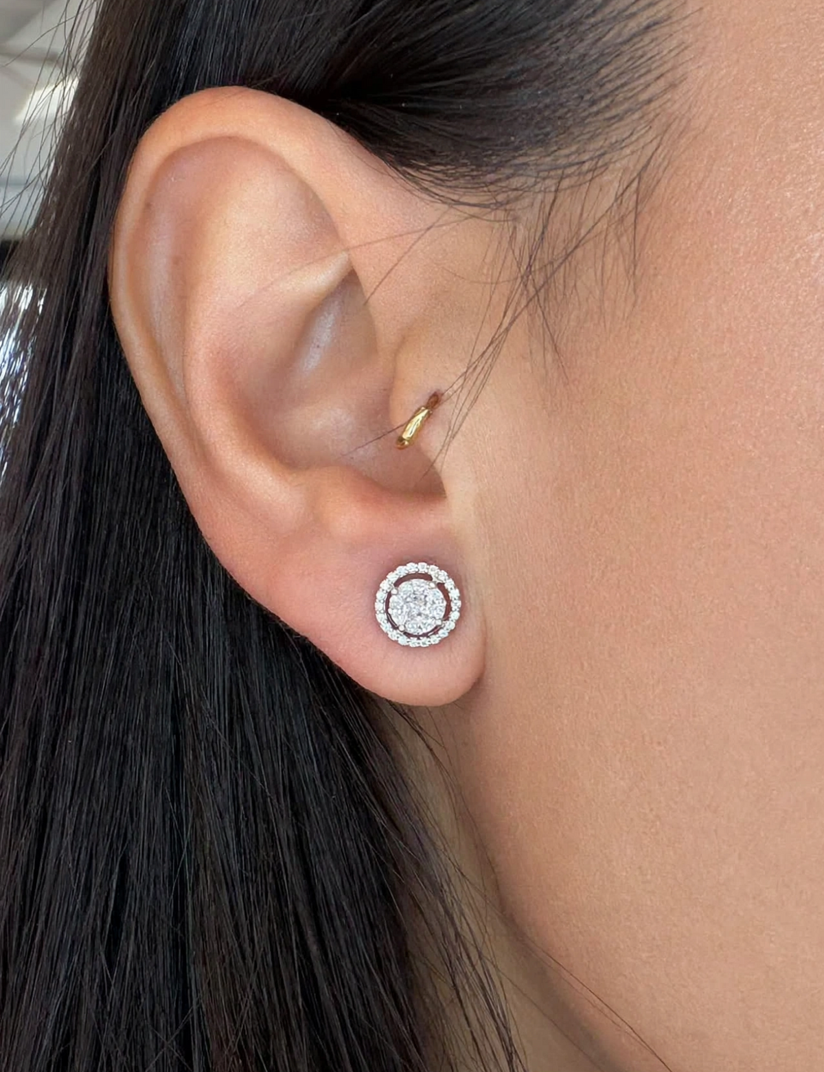 ORECCHINI PUNTO LUCE ILLUSION  IN ORO BIANCO 18KT DIAMANTI