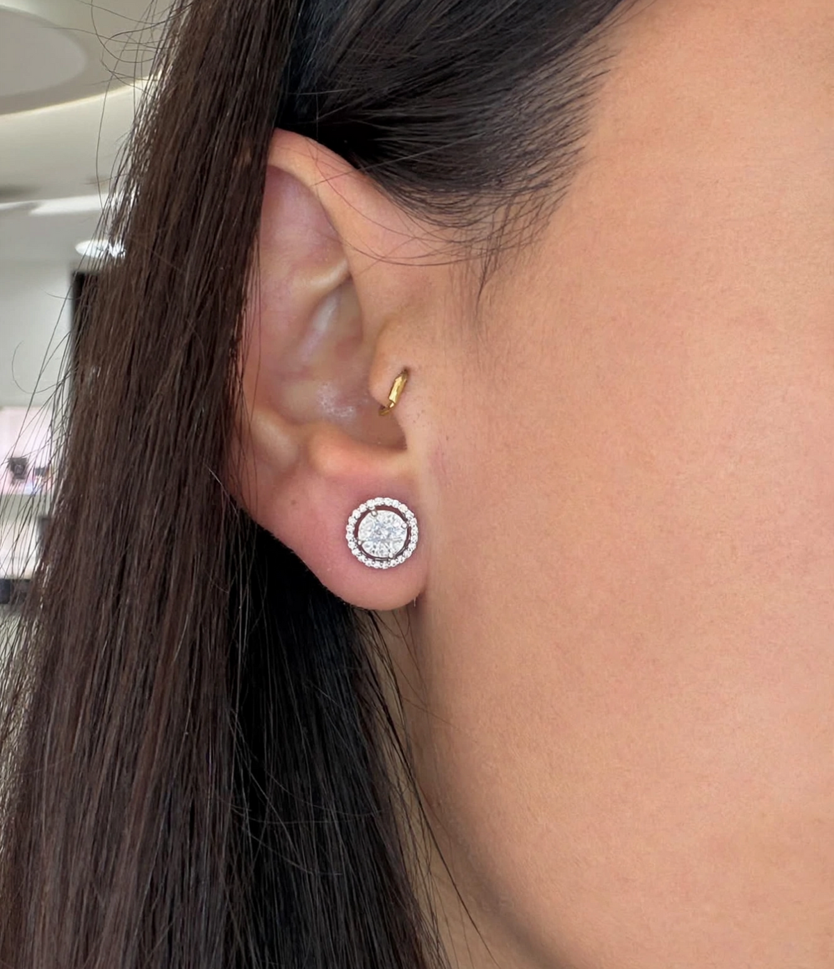 ORECCHINI PUNTO LUCE ILLUSION IN ORO BIANCO 18KT DIAMANTI