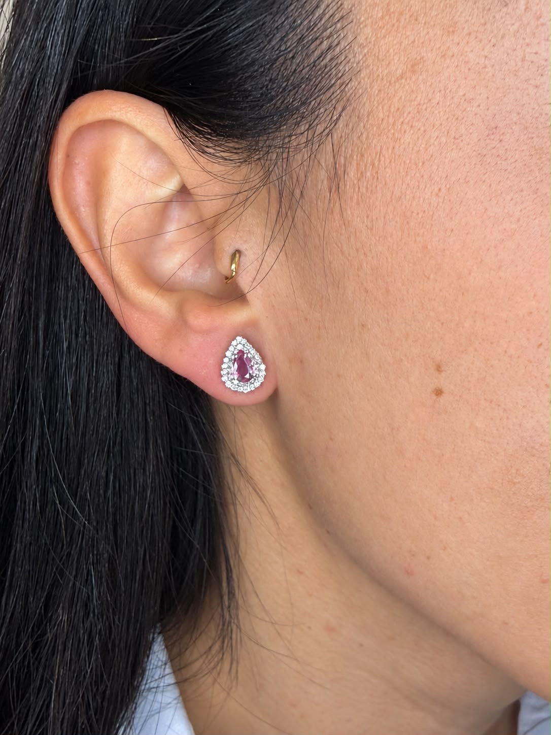 ORECCHINI IN ORO BIANCO 18KT CON DIAMANTI E ZAFFIRI ROSA
